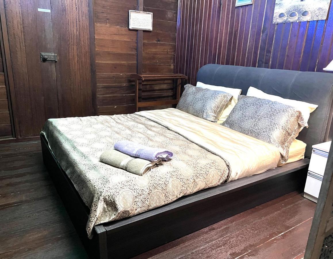 Oyo Home 90495 Homestay Kampung Kota Aur Сунгай Петани Екстериор снимка