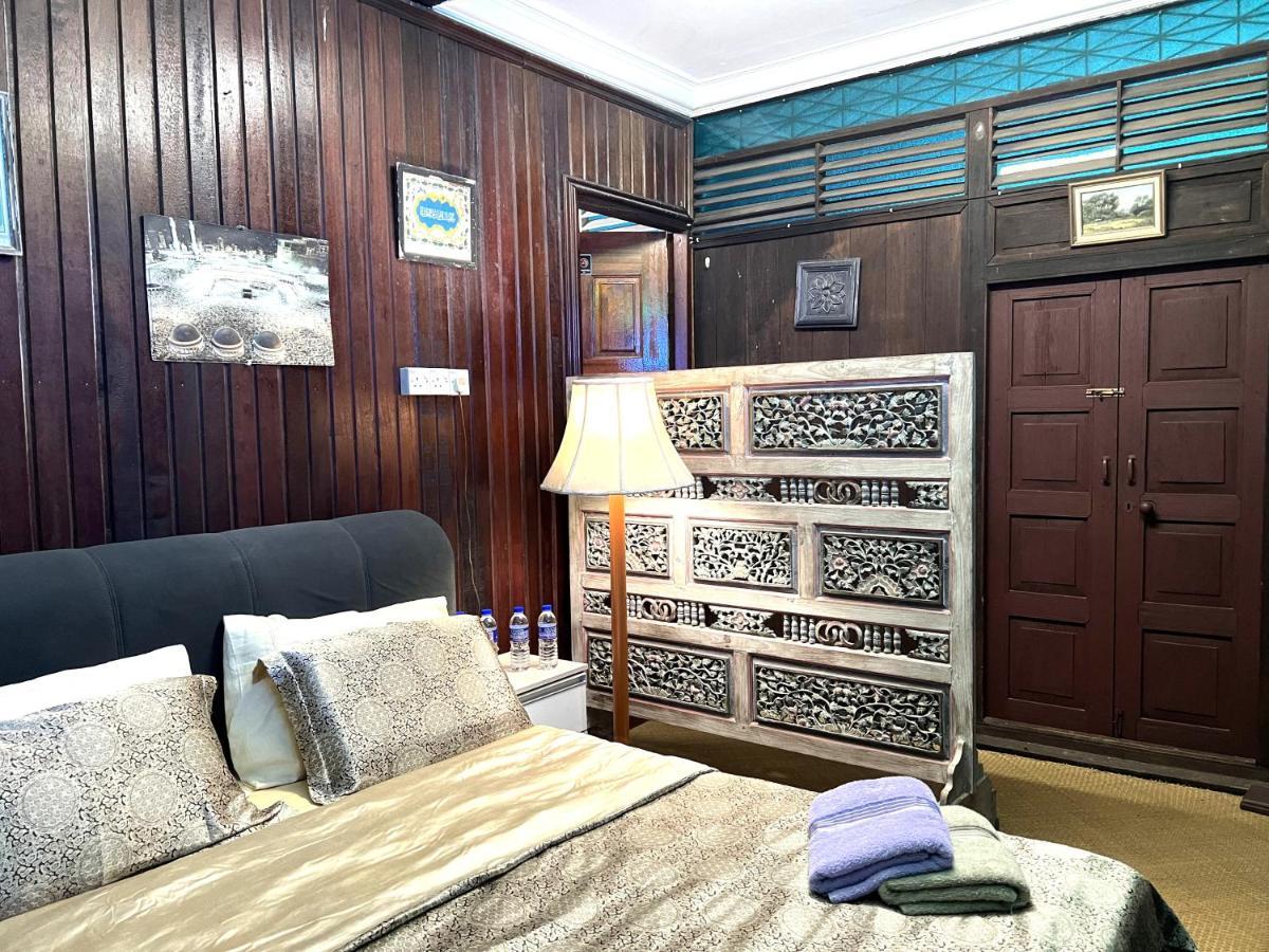 Oyo Home 90495 Homestay Kampung Kota Aur Сунгай Петани Екстериор снимка