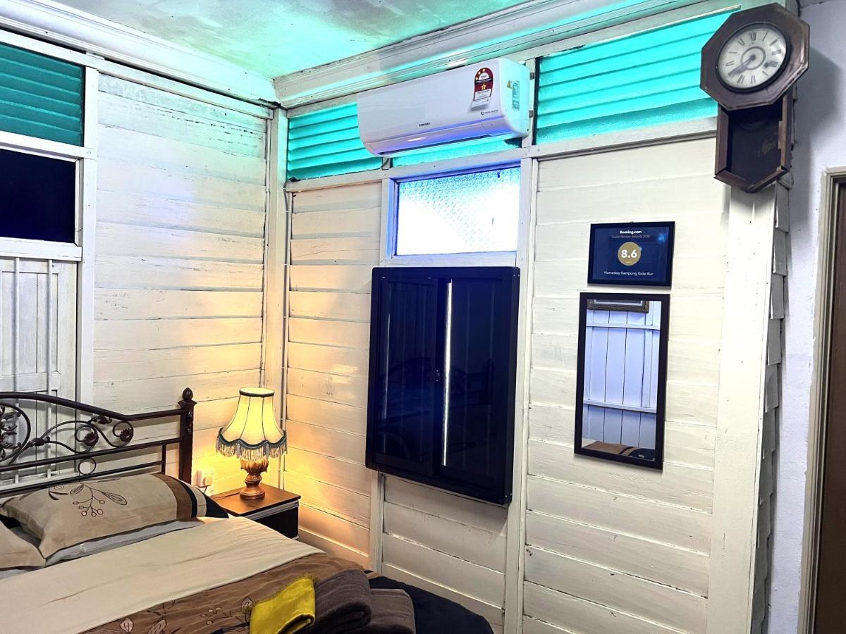 Oyo Home 90495 Homestay Kampung Kota Aur Сунгай Петани Екстериор снимка