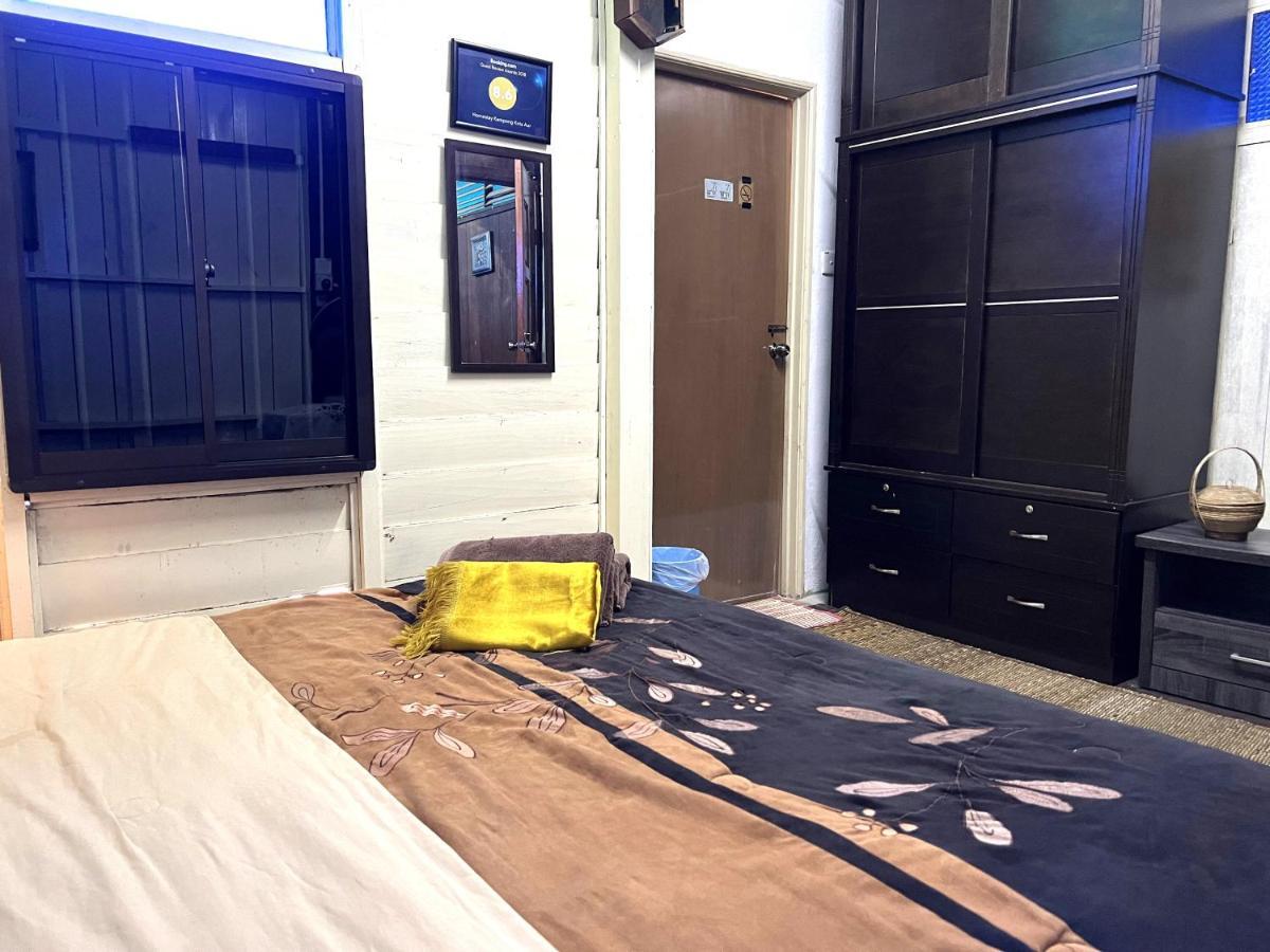 Oyo Home 90495 Homestay Kampung Kota Aur Сунгай Петани Екстериор снимка