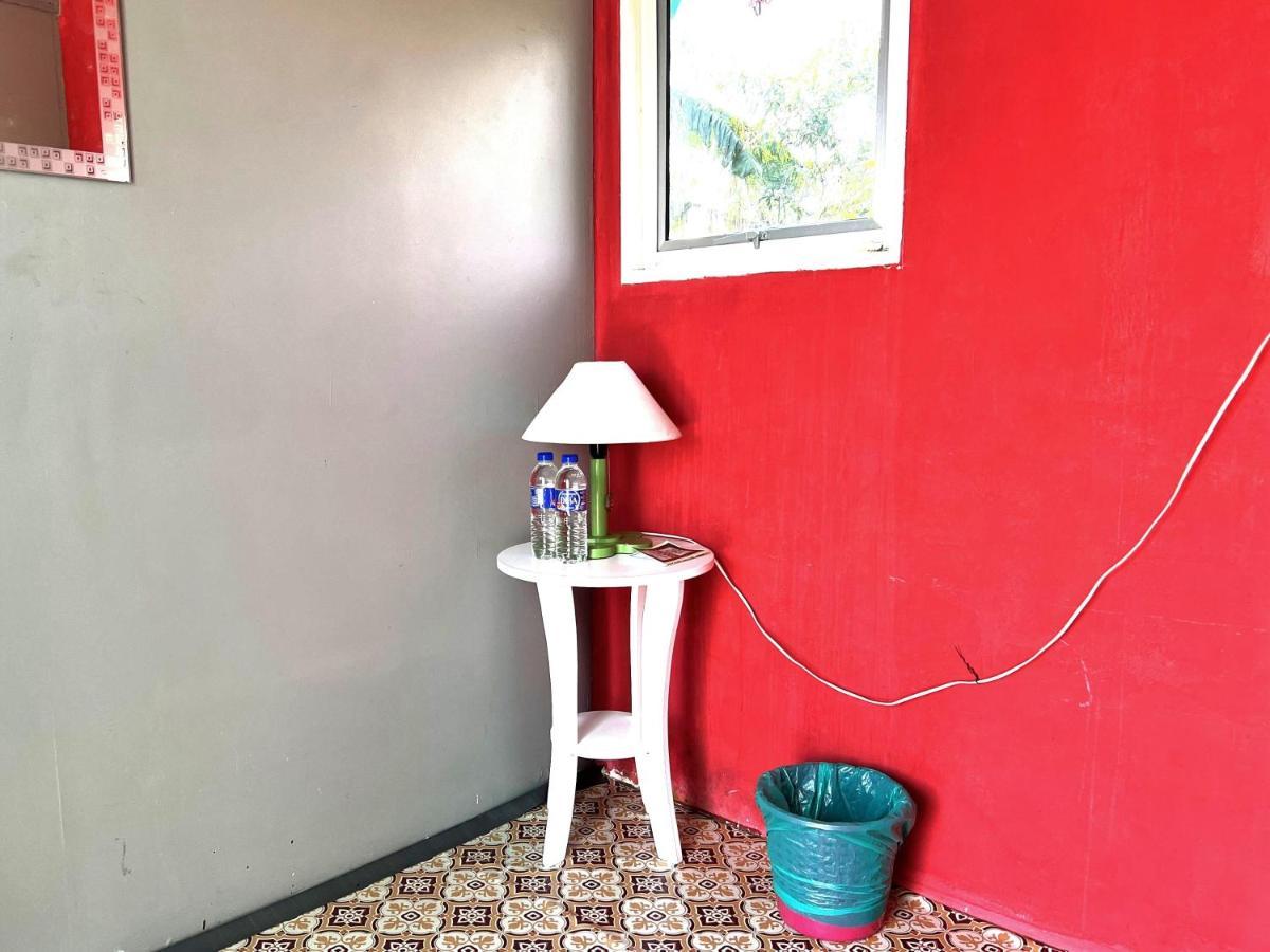 Oyo Home 90495 Homestay Kampung Kota Aur Сунгай Петани Екстериор снимка