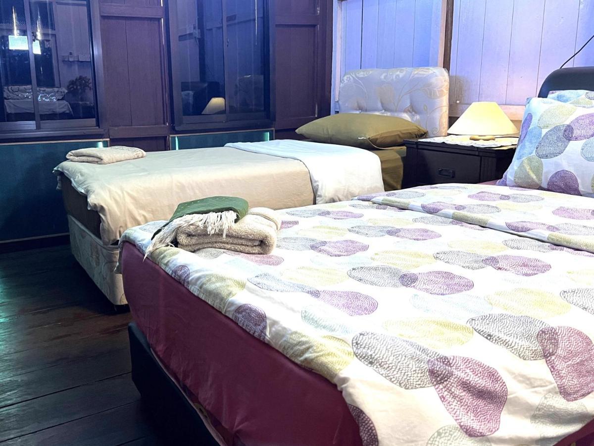 Oyo Home 90495 Homestay Kampung Kota Aur Сунгай Петани Екстериор снимка