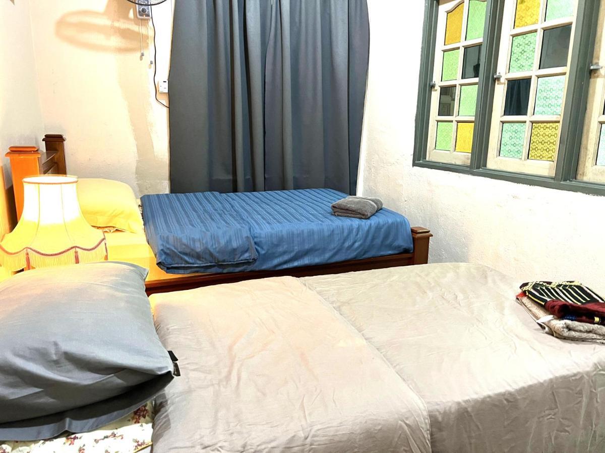 Oyo Home 90495 Homestay Kampung Kota Aur Сунгай Петани Екстериор снимка