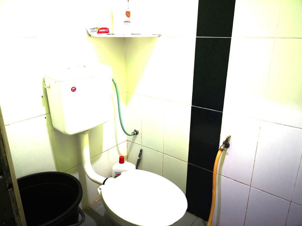 Oyo Home 90495 Homestay Kampung Kota Aur Сунгай Петани Екстериор снимка